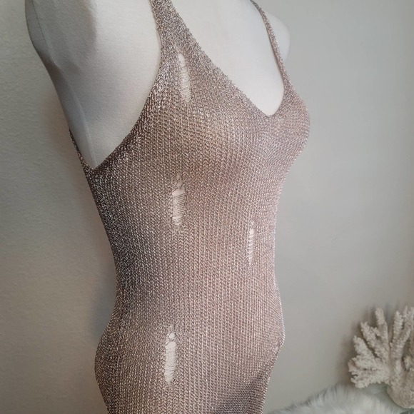 Codigo Mesh Distressed Metallic VNeck Sleeveless Open Front Dress - Picture 16 of 16